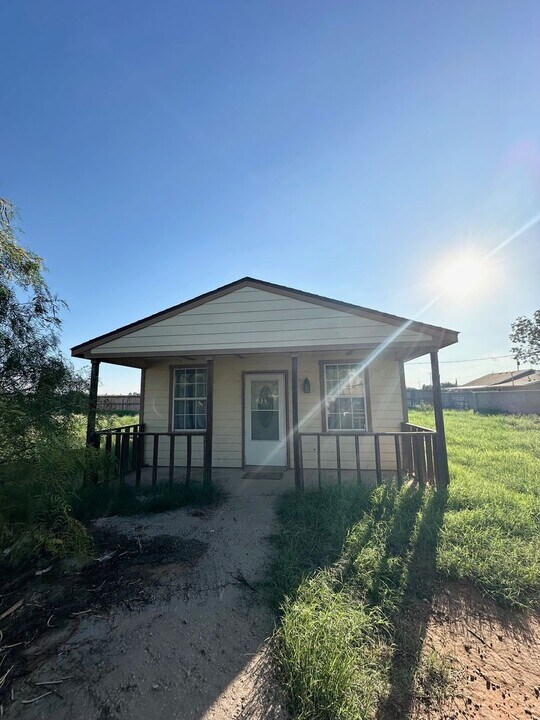4503 Princeton Ave in Midland, TX - Building Photo