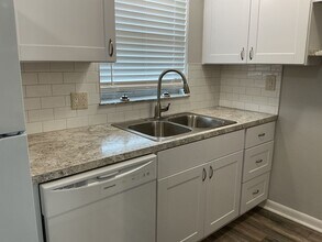 1337-1339 E Myrtle St in Lakeland, FL - Building Photo - Building Photo