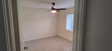 12255 Eastcove Dr in Orlando, FL - Building Photo - Building Photo