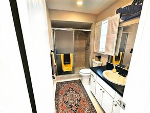 903 SE 14th St, Unit Studio in Fort Lauderdale, FL - Building Photo - Building Photo