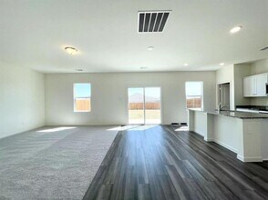 13228 Ridings Dr in Haslet, TX - Foto de edificio - Building Photo