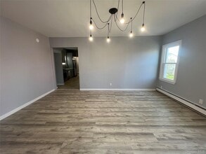 227 E Chester St in Long Beach, NY - Building Photo - Building Photo