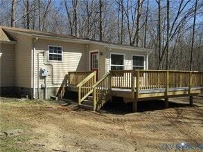 5705 Community House Rd in Columbia, VA - Building Photo - Building Photo