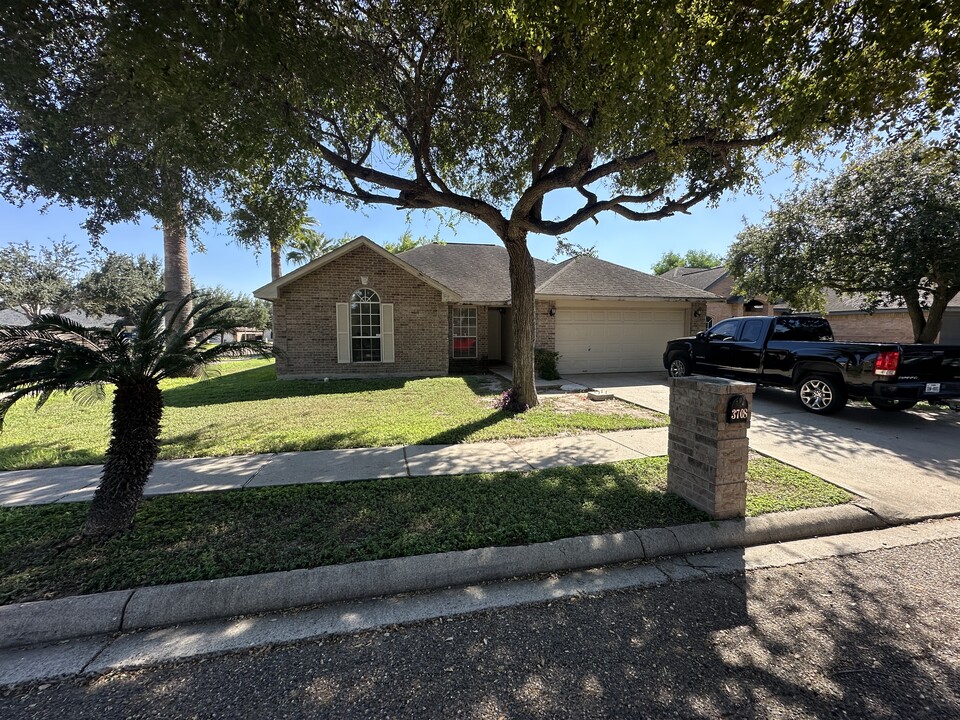 3708 San Rodrigo in Mission, TX - Building Photo