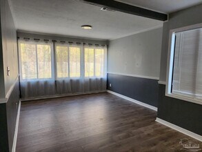5140 Choctaw Ave in Pensacola, FL - Building Photo - Building Photo