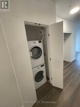 1600 James Naismith Dr in Ottawa, ON - Building Photo - Building Photo