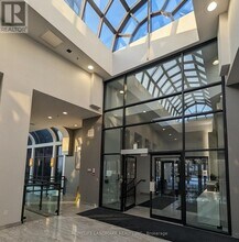 1 Hickory Tree Rd in Toronto, ON - Building Photo - Building Photo