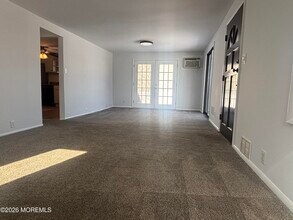 176 2nd Ave in Long Branch, NJ - Building Photo - Building Photo