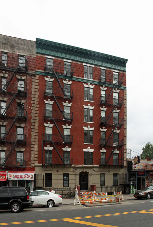 575 Southern Blvd in Bronx, NY - Foto de edificio - Building Photo