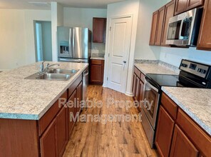 944 Avondale Dr in Clayton, NC - Building Photo - Building Photo