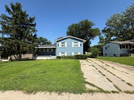 4214 Hardesty Ave in Kansas City, MO - Building Photo