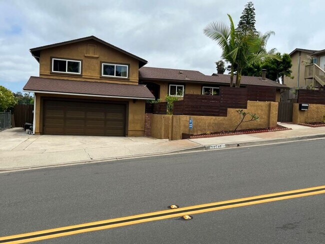 property at 2540 Chestnut Ave
