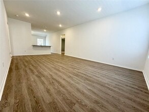 3705 N Carmine Dr in Siloam Springs, AR - Foto de edificio - Building Photo