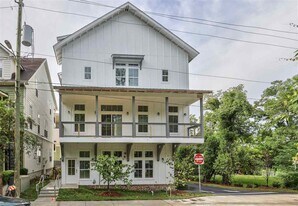 429 St Francis St in Tallahassee, FL - Building Photo