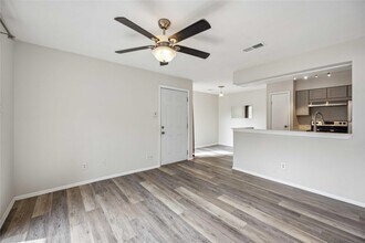 15534 Zabolio Dr in Webster, TX - Building Photo - Building Photo