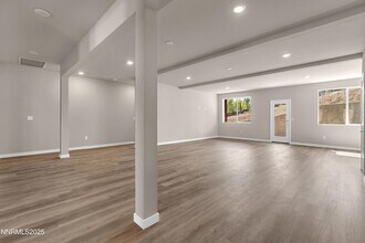 1466 Copper Point Cir in Reno, NV - Foto de edificio - Building Photo