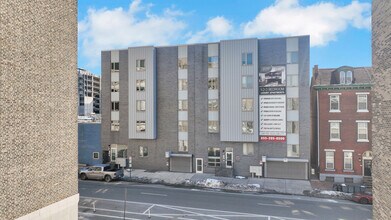 4046-48 Chestnut St in Philadelphia, PA - Building Photo - Building Photo