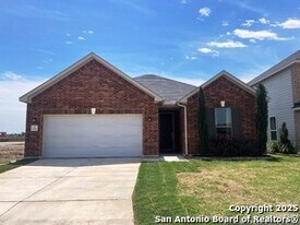 750 Tranchet Trl in San Antonio, TX - Building Photo