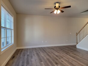 103 Magnolia Dr in Middletown, PA - Building Photo - Building Photo