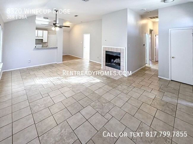 8320 Wine Cup Ridge Dr in Dallas, TX - Building Photo - Building Photo