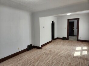 321 6th St in Menasha, WI - Building Photo - Building Photo