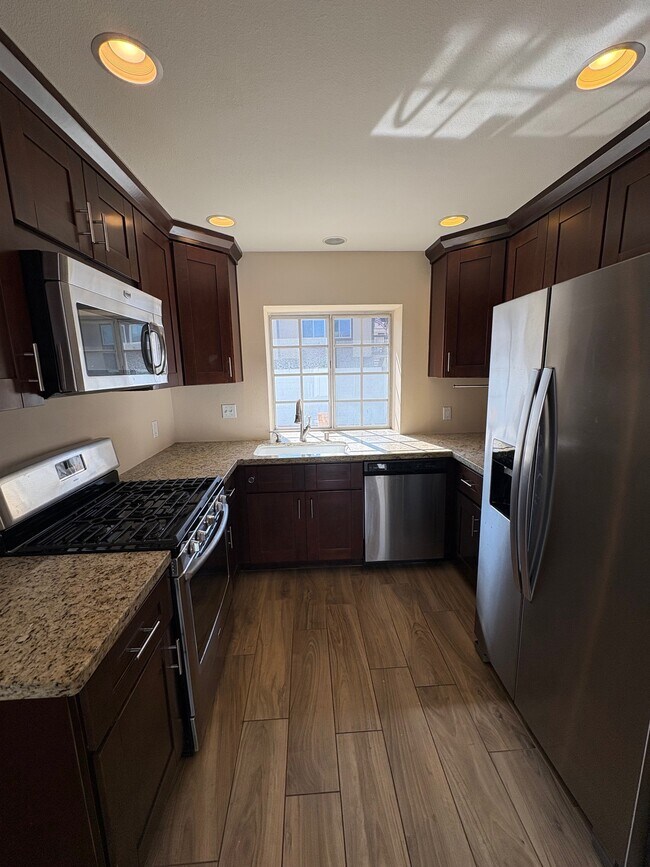 2652 Santa Ana Ave in Costa Mesa, CA - Building Photo - Building Photo