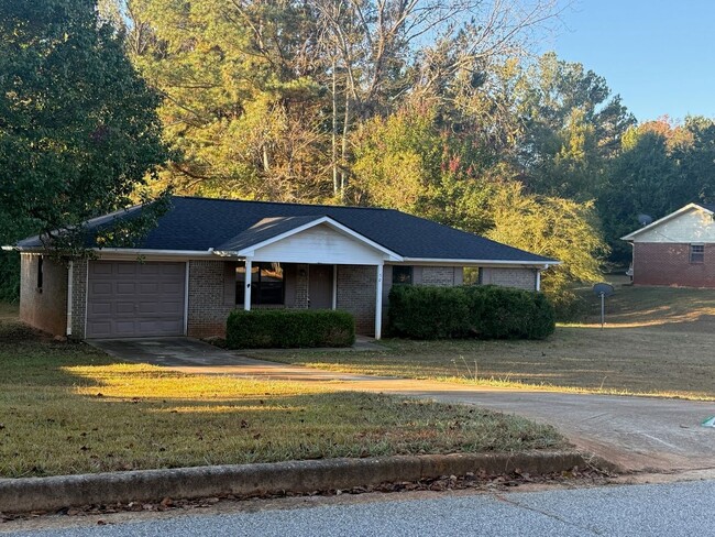 50 Windridge Dr in Covington, GA - Building Photo - Building Photo