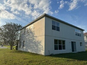 413 Country Cottage Ln in Winter Garden, FL - Building Photo - Building Photo