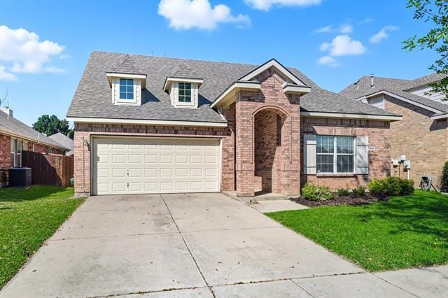 5904 Meadowglen Dr in Argyle, TX - Building Photo - Building Photo