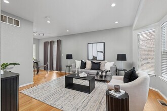 17072 E Wyoming Dr in Aurora, CO - Building Photo - Building Photo