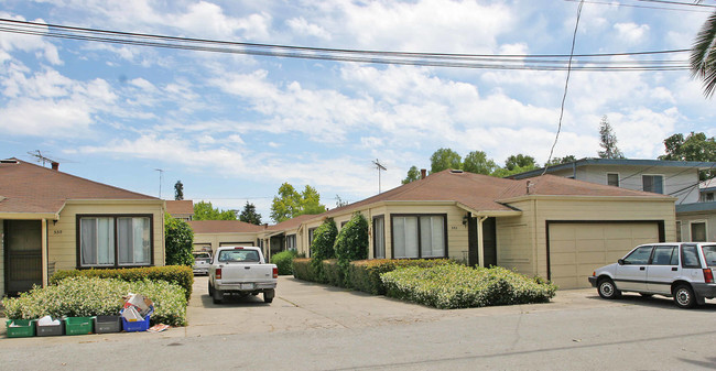 539-545 Harrison Ave in Redwood City, CA - Building Photo - Building Photo