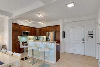 3211-10221 Tuscany Hills Way NW in Calgary, AB - Building Photo - Building Photo