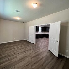 25396 Grotto Falls Ln in Porter, TX - Building Photo - Building Photo