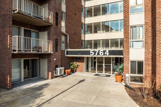 Aspen at Lake Trail in Columbia, MD - Foto de edificio - Building Photo