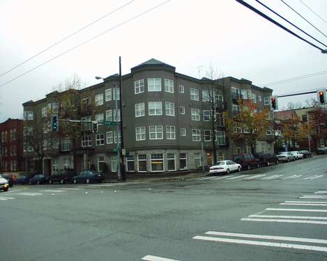 Fifth & Roy Apartments in Seattle, WA - Foto de edificio - Building Photo