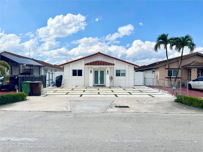 property at 2527 W 71st Pl