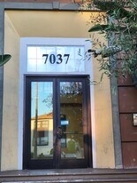 7037 La Tijera Blvd, Unit A101 in Los Angeles, CA - Building Photo