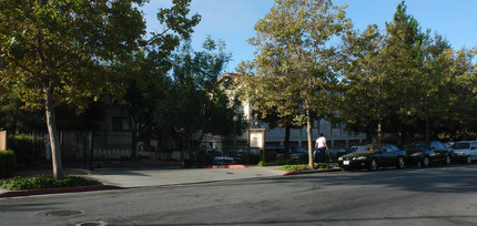 Rosedale in San Jose, CA - Building Photo - Building Photo