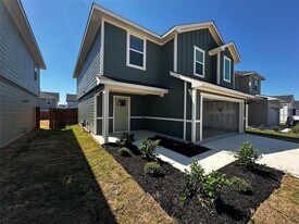 456 Sandringham Lp in Kyle, TX - Building Photo