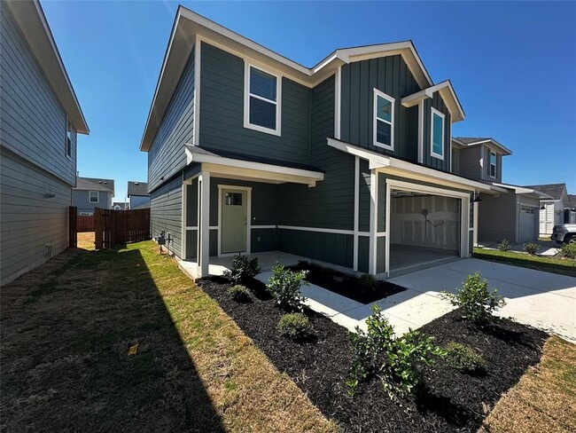 property at 456 Sandringham Lp