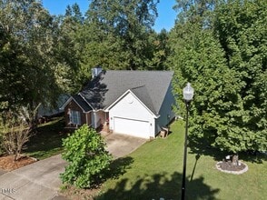 624 Deacon Ridge St in Wake Forest, NC - Building Photo - Building Photo