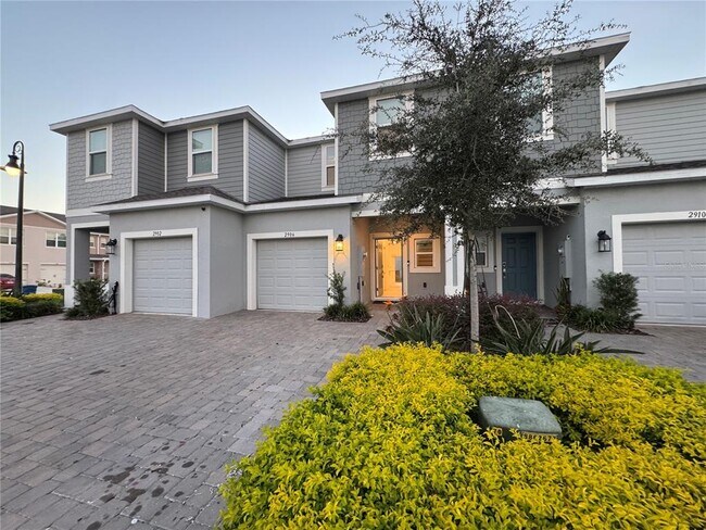 2906 Canary Ave in Davenport, FL - Building Photo - Building Photo
