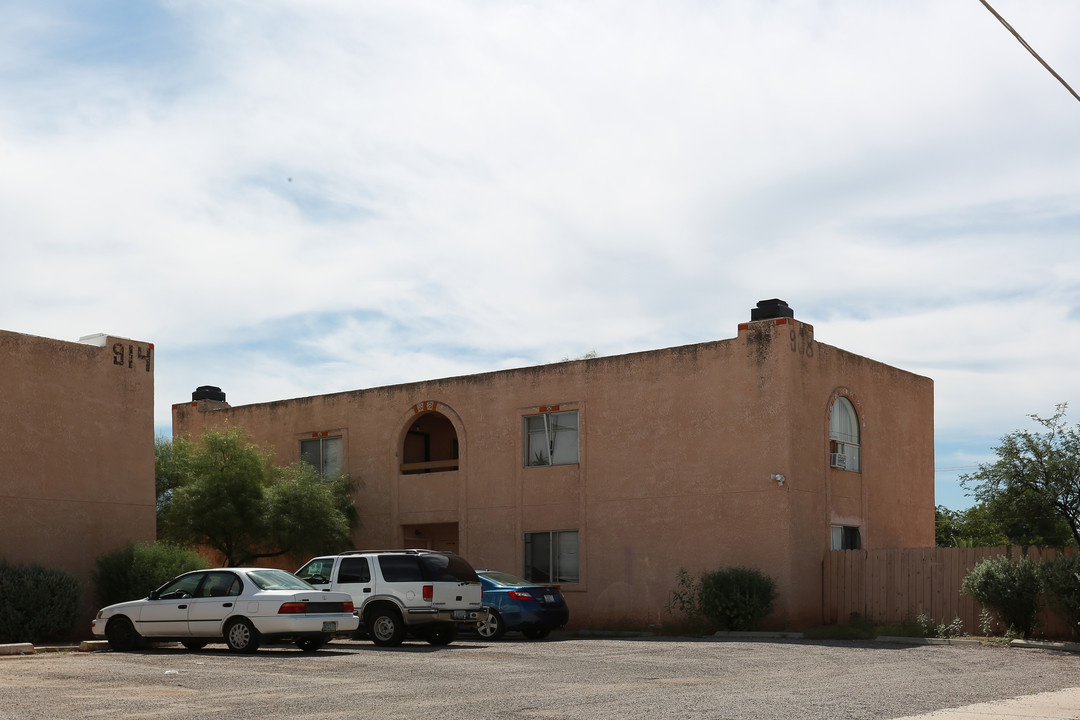 Fourplex in Tucson, AZ - Building Photo