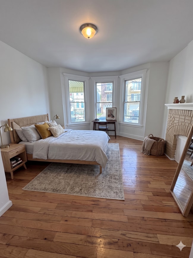 property at 185 S 11th St