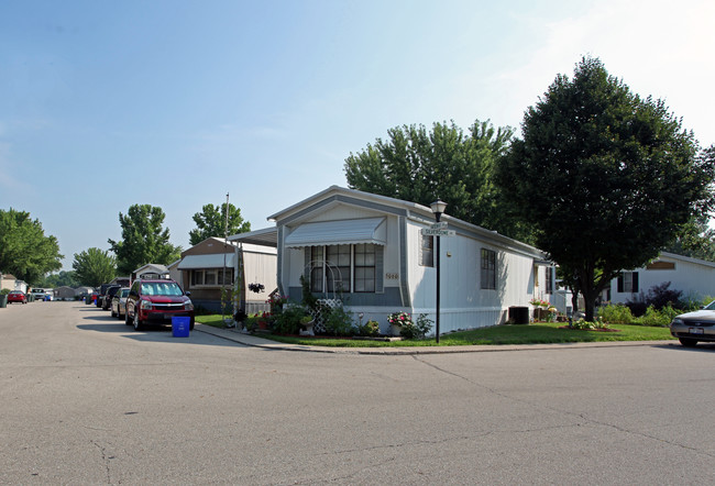 Sunny Acres in Dayton, OH - Building Photo - Building Photo