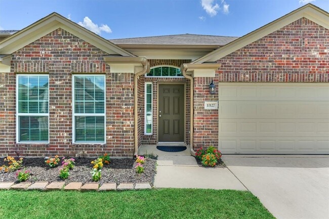 10127 N Whimbrel Cir in Conroe, TX - Building Photo - Building Photo