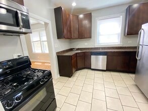 2838 N Drake Ave in Chicago, IL - Building Photo - Building Photo