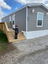 9859 Shepherd Rd in Lockbourne, OH - Building Photo