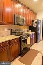 12176 Bridgend Run in Fairfax, VA - Foto de edificio - Building Photo