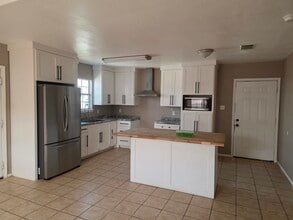 621 Bluebeard Ct in Laredo, TX - Building Photo - Building Photo